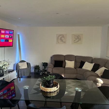 Location De Chambre Privee Dans Residence Prive, Jardins Et Parking Gratuit 1 Min To Tramway Et 9 Min De Centre-Ville, Accessibilite A Plusieurs Transports 니스 외부 사진